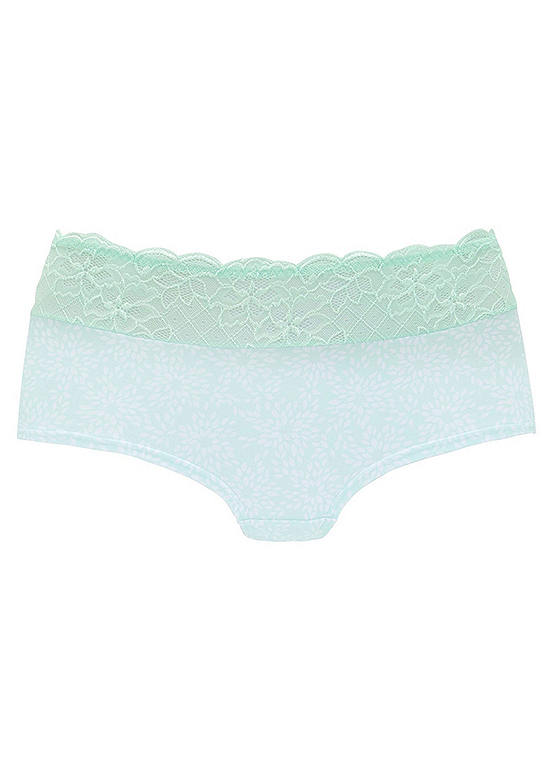  Nuance Lace Short Briefs