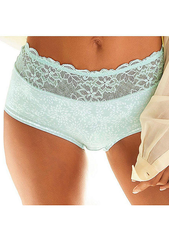  Nuance Lace Short Briefs